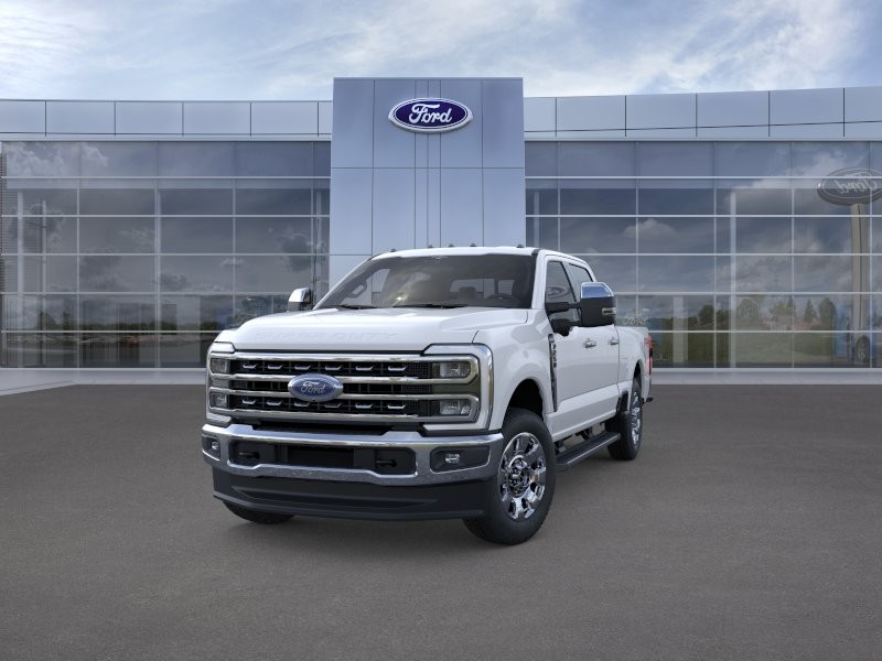 Ford Super Duty F-250 SRW Vehicle Full-screen Gallery Image 02