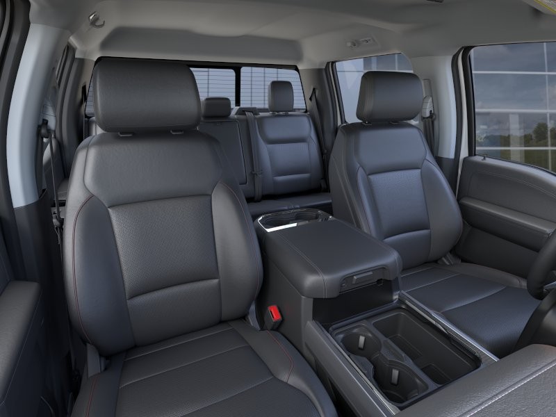 Ford Super Duty F-250 SRW Vehicle Full-screen Gallery Image 12