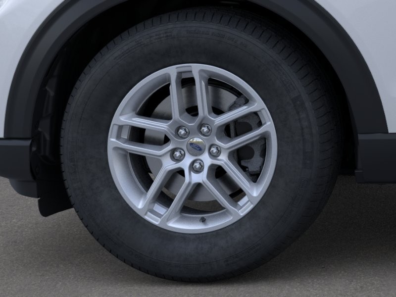 Ford Explorer Vehicle Full-screen Gallery Image 21