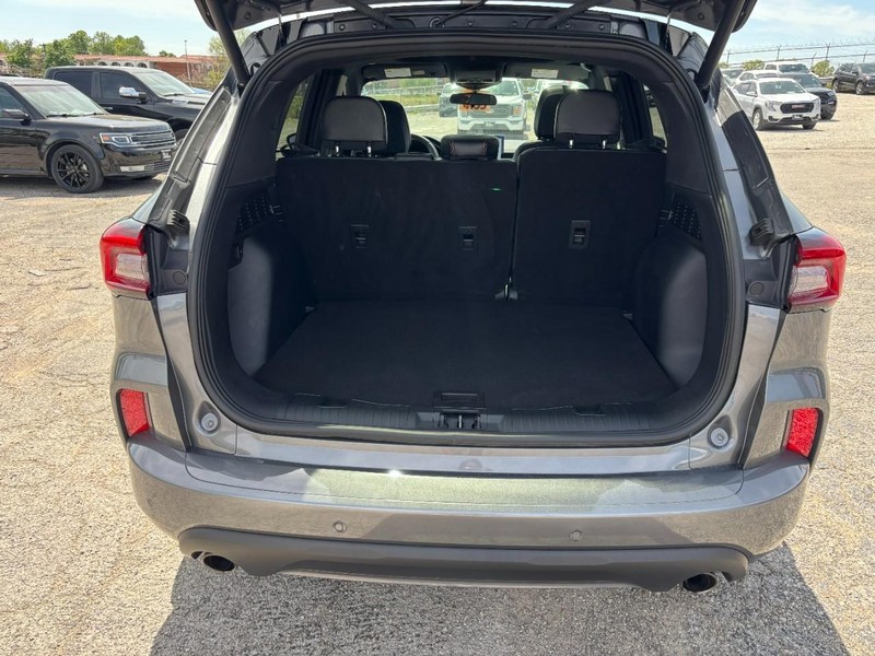 Ford Escape Vehicle Image 11