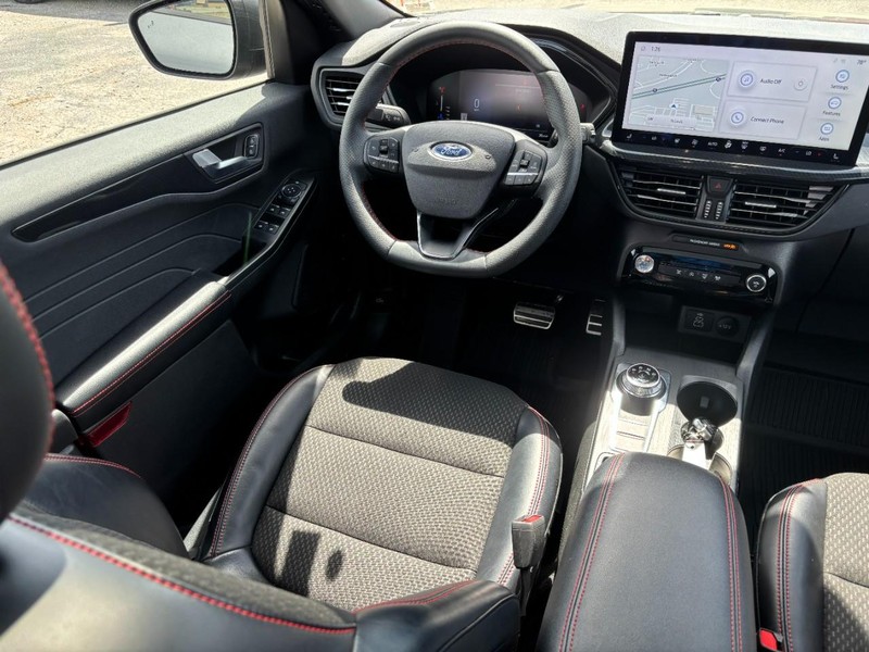 Ford Escape Vehicle Image 14