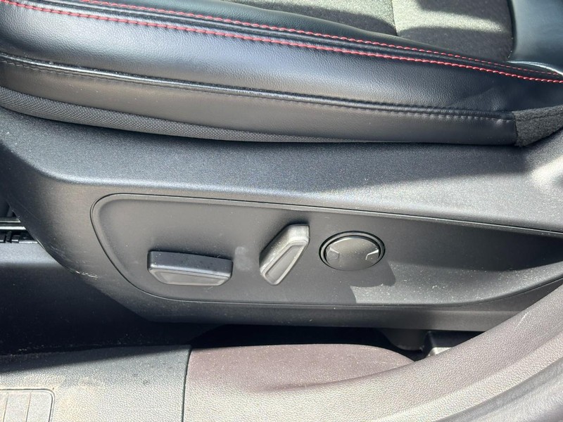 Ford Escape Vehicle Image 17