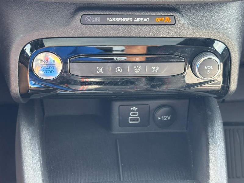 Ford Escape Vehicle Image 24