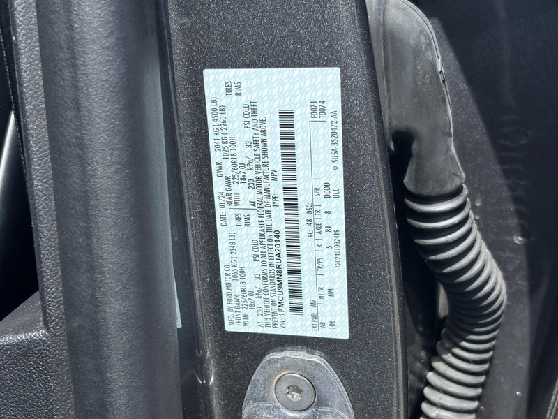 Ford Escape Vehicle Image 25