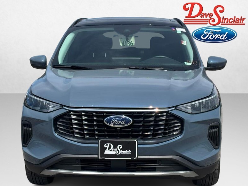 Ford Escape Vehicle Image 02