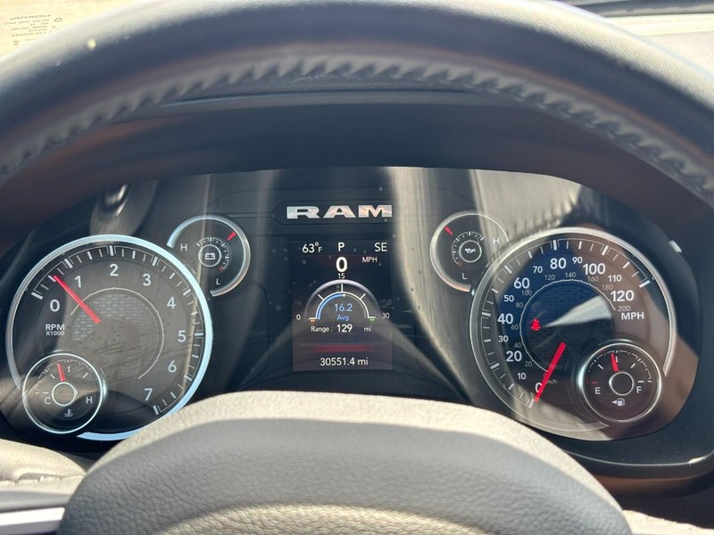 Ram 1500 Vehicle Image 21