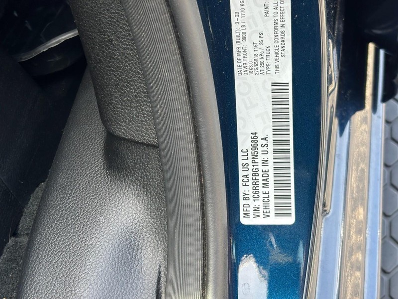 Ram 1500 Vehicle Image 25