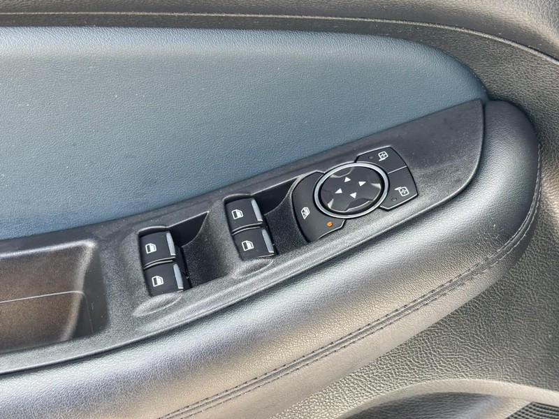 Ford Edge Vehicle Image 18