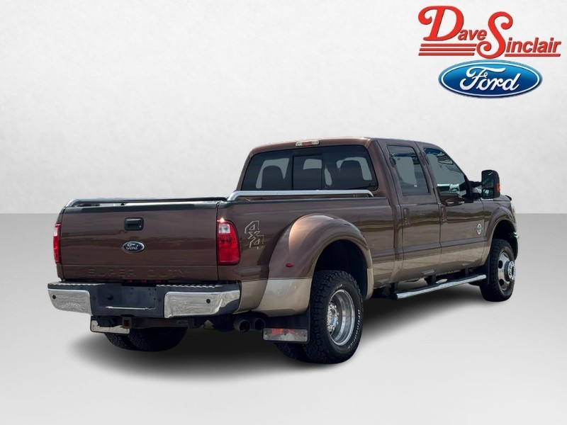 Ford Super Duty F-350 DRW Vehicle Image 07