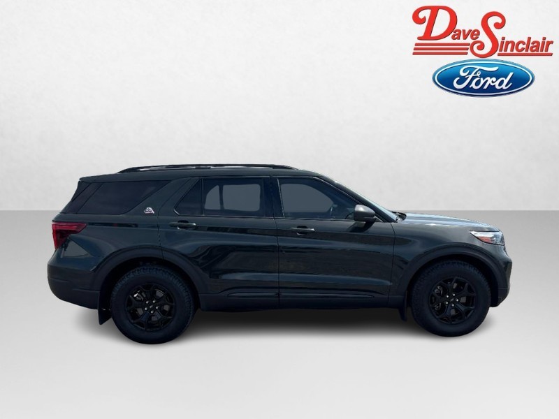 Ford Explorer Vehicle Image 05