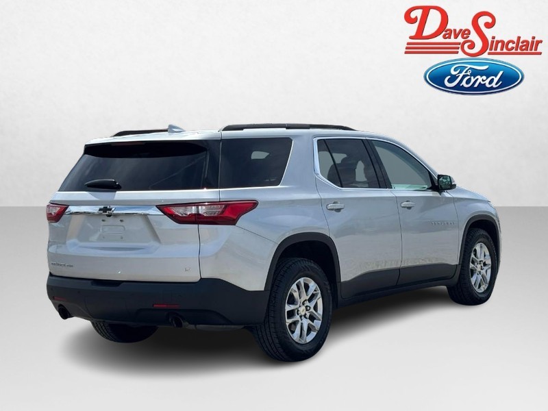 Chevrolet Traverse Vehicle Image 07