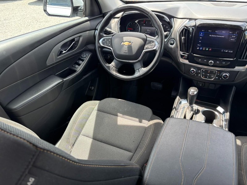 Chevrolet Traverse Vehicle Image 15
