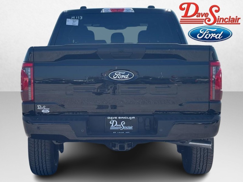 Ford F-150 Vehicle Full-screen Gallery Image 08