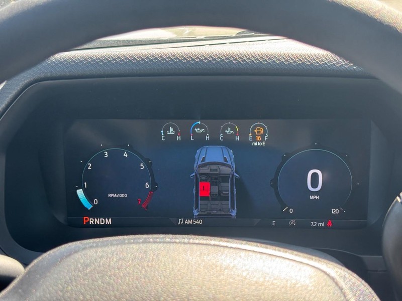 Ford F-150 Vehicle Full-screen Gallery Image 20