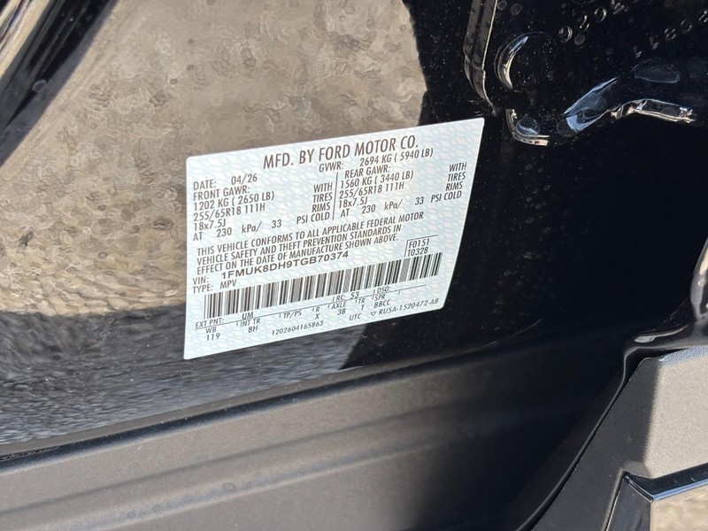 Ford Explorer Vehicle Image 26