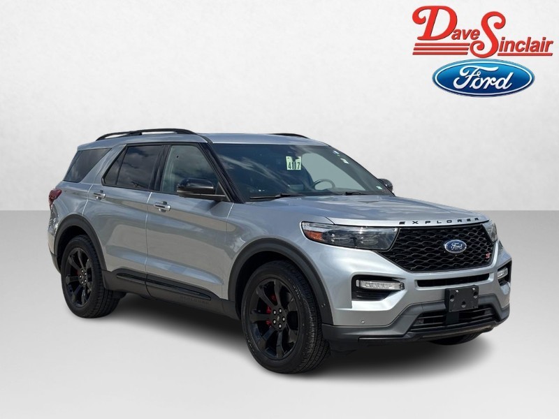 Ford Explorer Vehicle Image 04