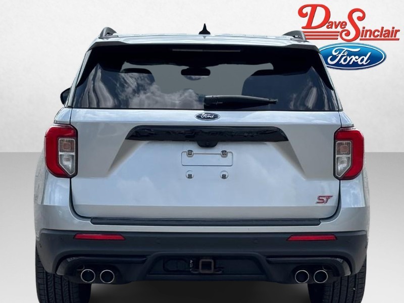 Ford Explorer Vehicle Image 08