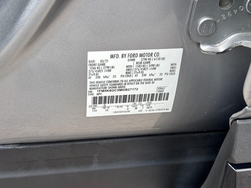 Ford Explorer Vehicle Image 27