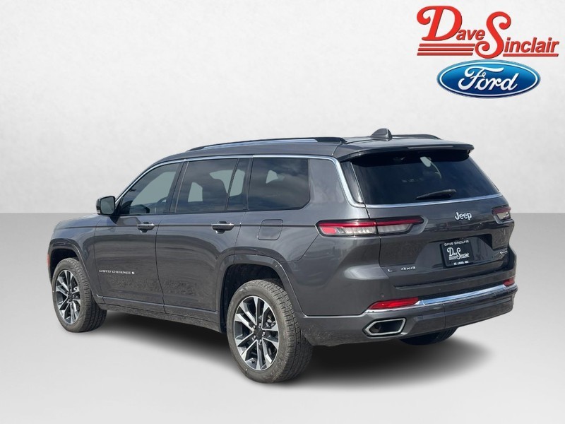 Jeep Grand Cherokee L Vehicle Image 09