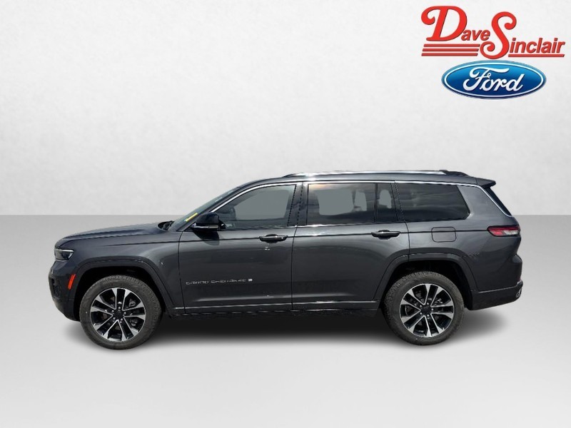 Jeep Grand Cherokee L Vehicle Image 10