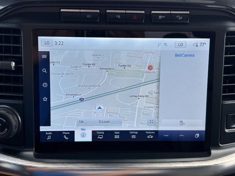 Ford F-150 Vehicle Full-screen Gallery Image 22