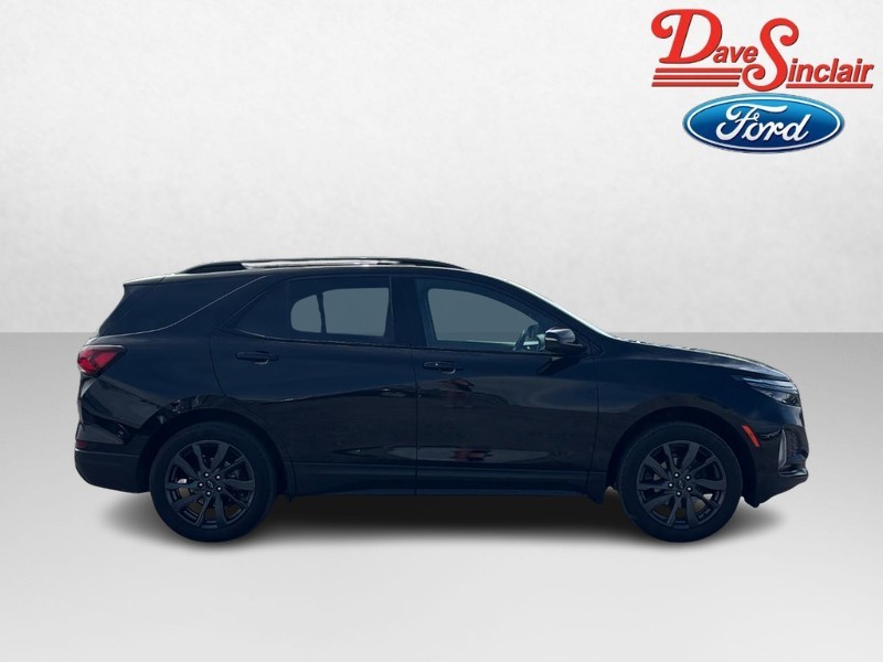 Chevrolet Equinox Vehicle Full-screen Gallery Image 04