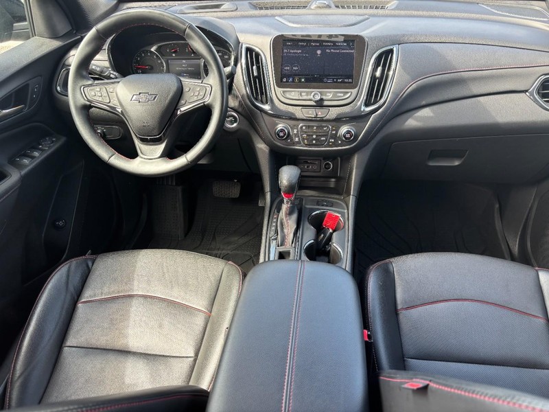 Chevrolet Equinox Vehicle Full-screen Gallery Image 13