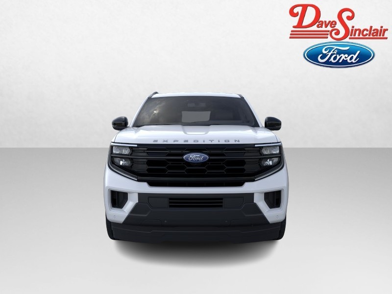 Ford Expedition Max Vehicle Full-screen Gallery Image 08