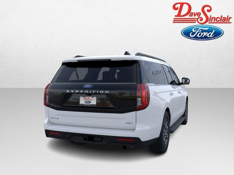 Ford Expedition Max Vehicle Full-screen Gallery Image 10
