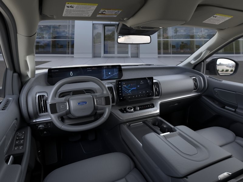 Ford Expedition Max Vehicle Full-screen Gallery Image 11