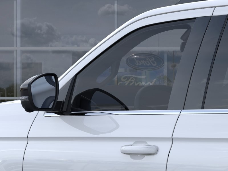 Ford Expedition Max Vehicle Full-screen Gallery Image 22