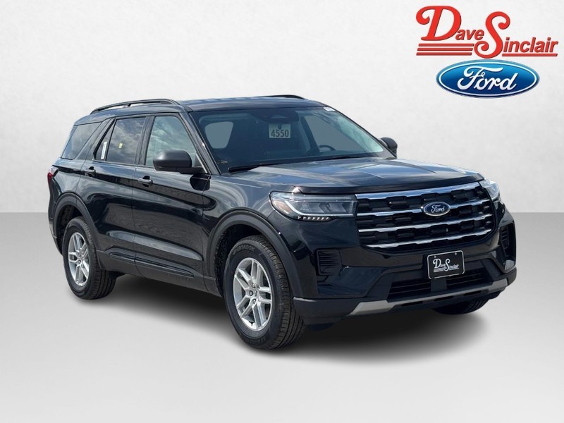 Ford Explorer Vehicle Image 04