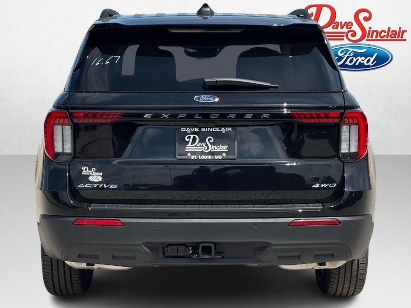 Ford Explorer Vehicle Image 08