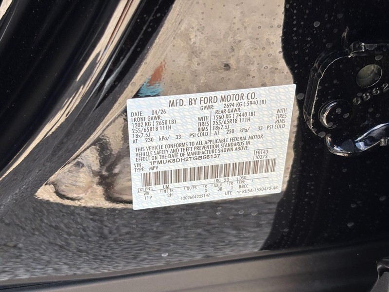 Ford Explorer Vehicle Image 26