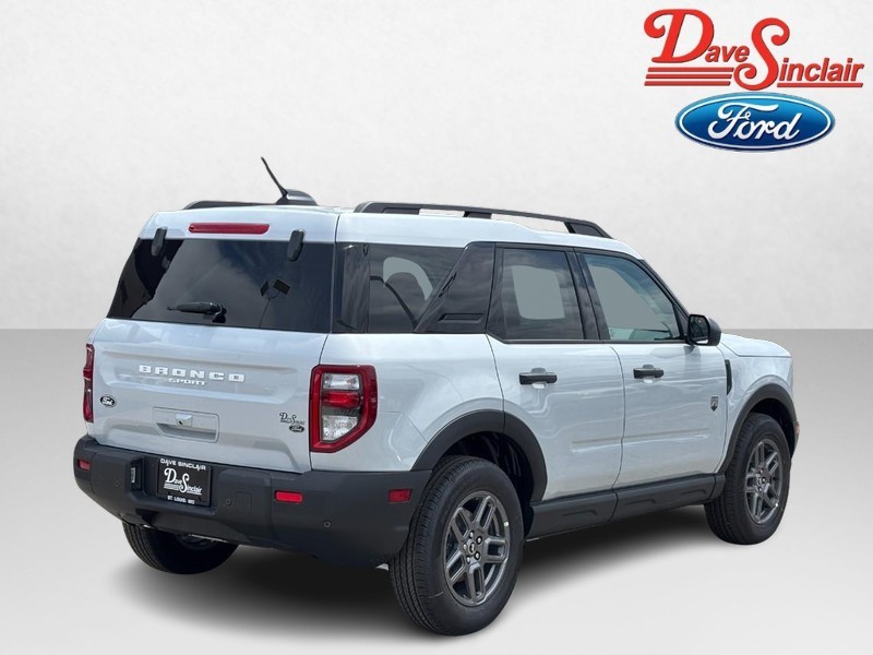 Ford Bronco Sport Vehicle Full-screen Gallery Image 07