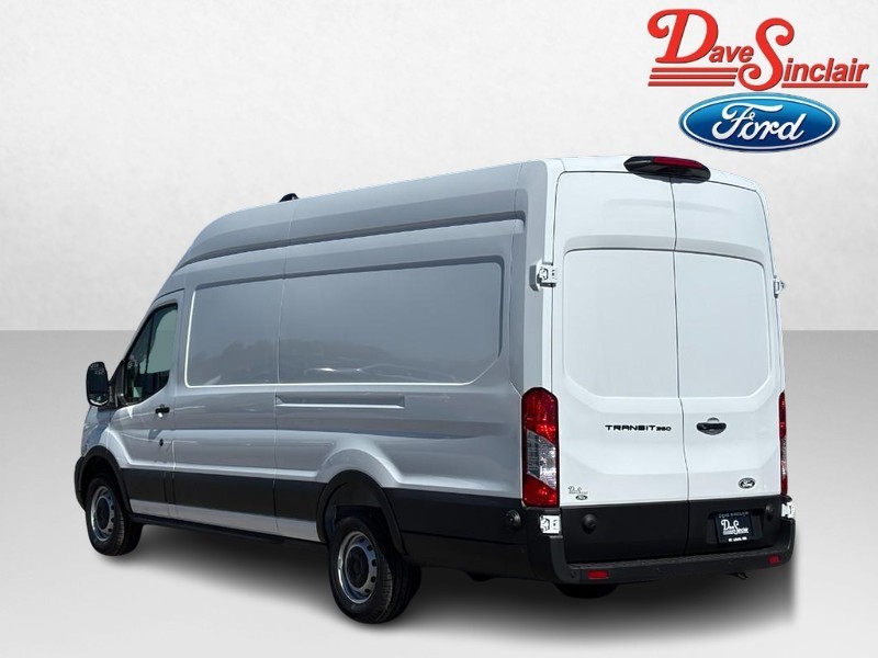 Ford Transit Cargo Van Vehicle Image 09
