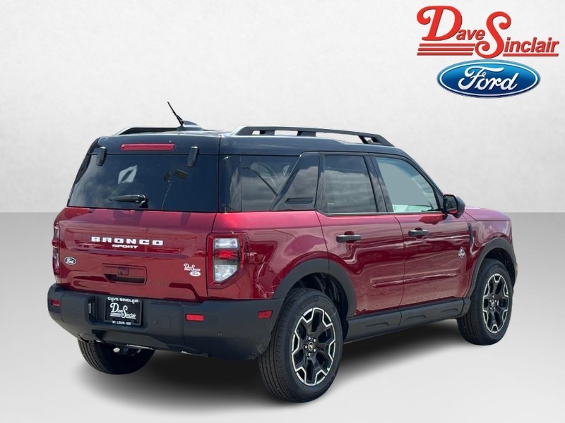 Ford Bronco Sport Vehicle Full-screen Gallery Image 07