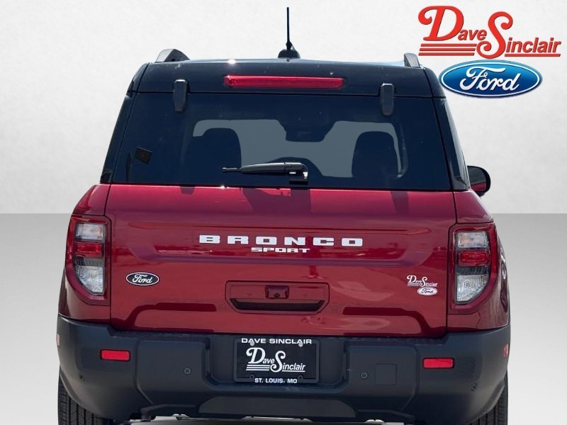 Ford Bronco Sport Vehicle Full-screen Gallery Image 08
