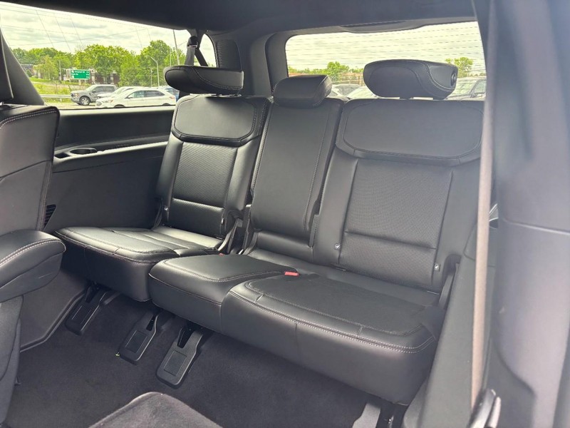 Ford Expedition Max Vehicle Image 13