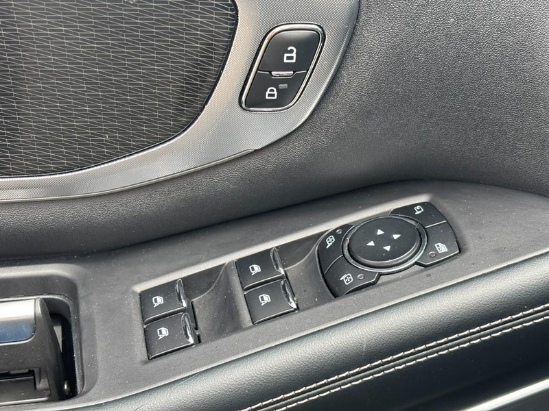 Ford Expedition Max Vehicle Image 19
