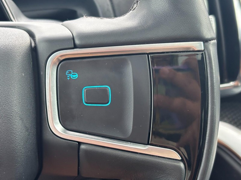 Ford Expedition Max Vehicle Image 21