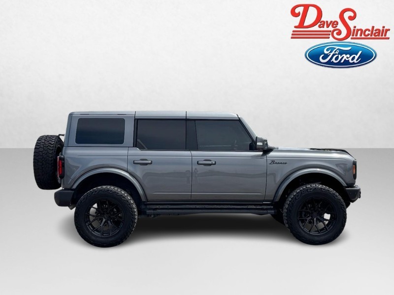 Ford Bronco Vehicle Image 05