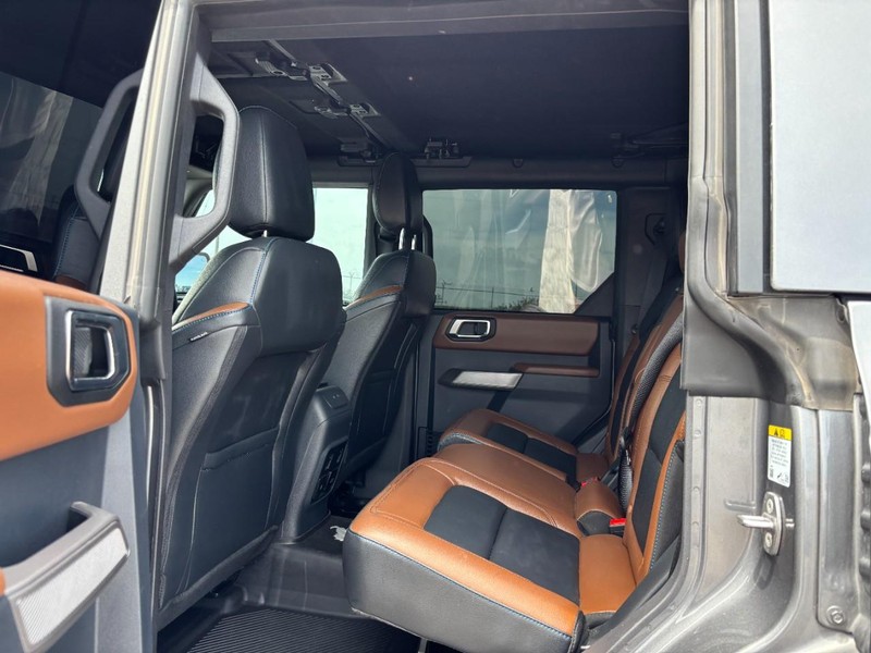 Ford Bronco Vehicle Image 13