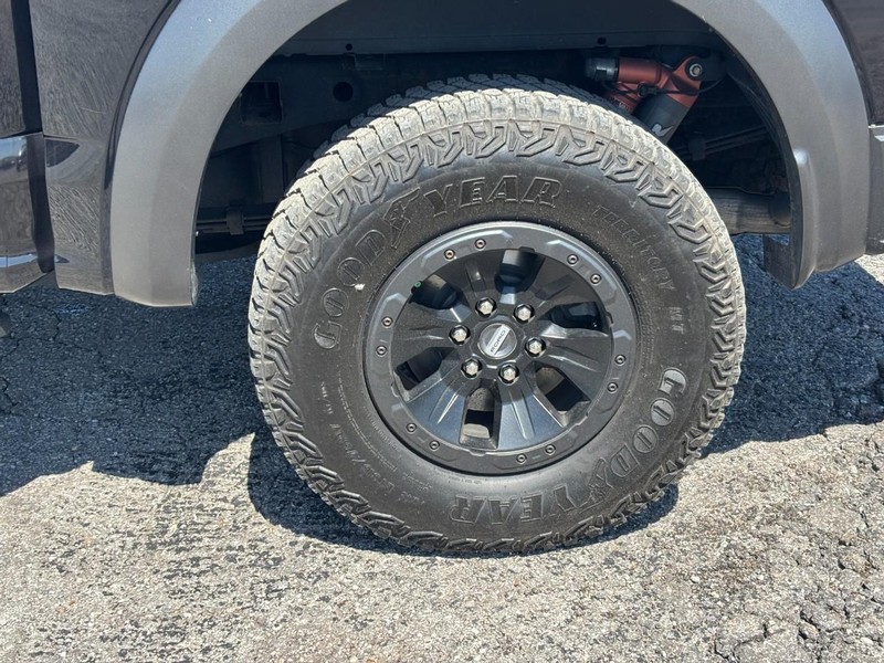 Ford F-150 Vehicle Image 12