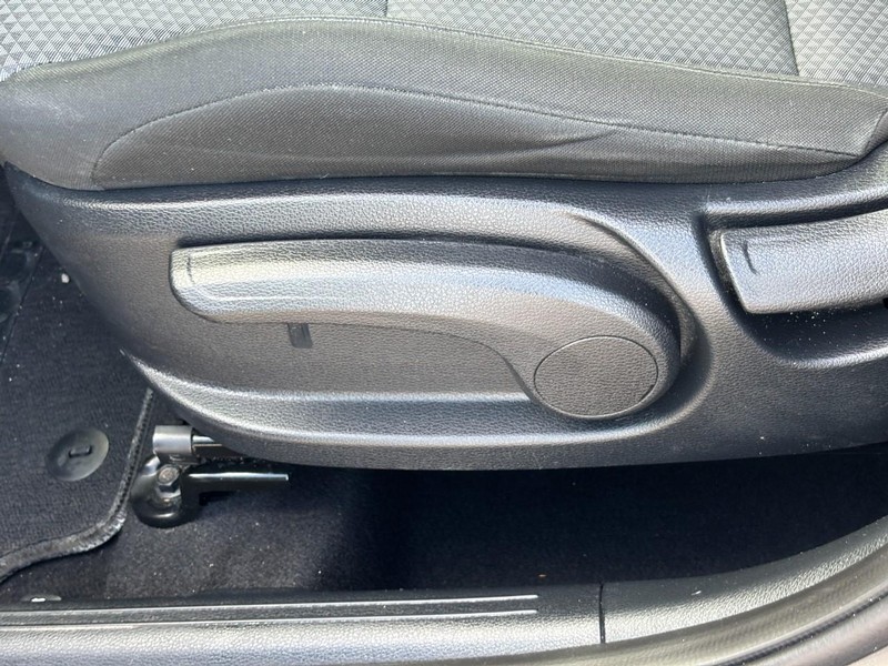 Kia Soul Vehicle Full-screen Gallery Image 17
