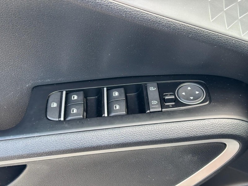Kia Soul Vehicle Full-screen Gallery Image 18