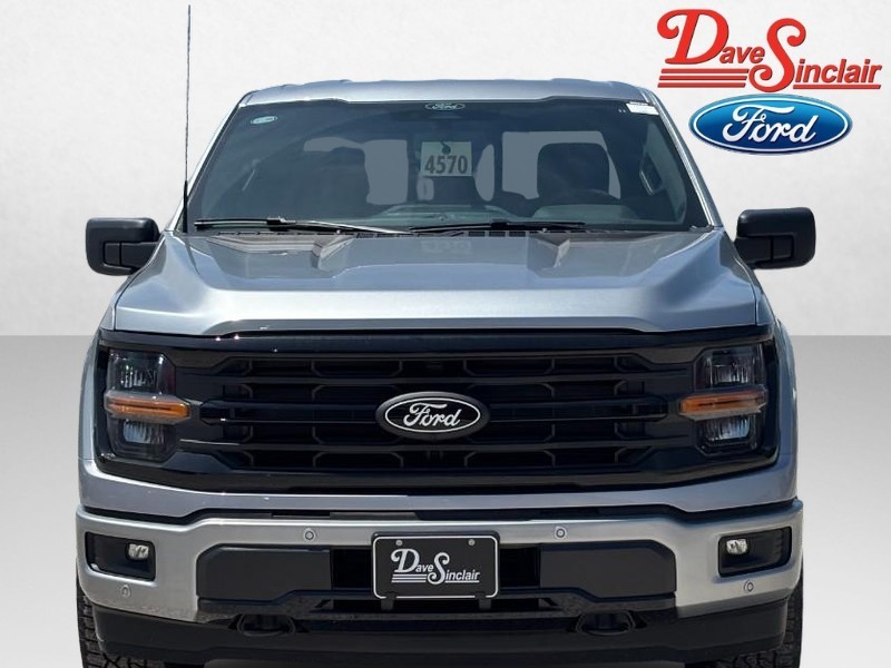 Ford F-150 Vehicle Full-screen Gallery Image 02