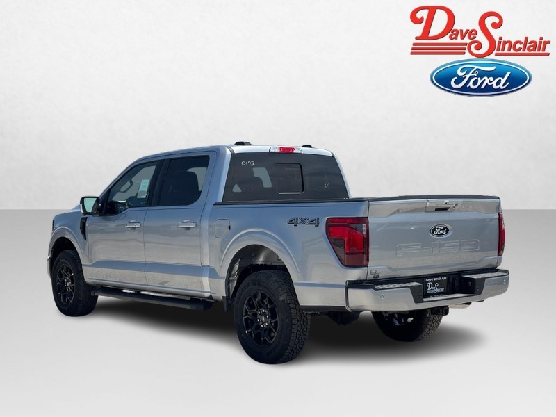 Ford F-150 Vehicle Full-screen Gallery Image 09