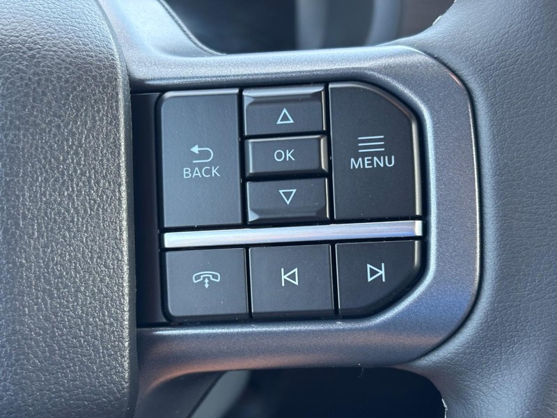 Ford F-150 Vehicle Full-screen Gallery Image 19