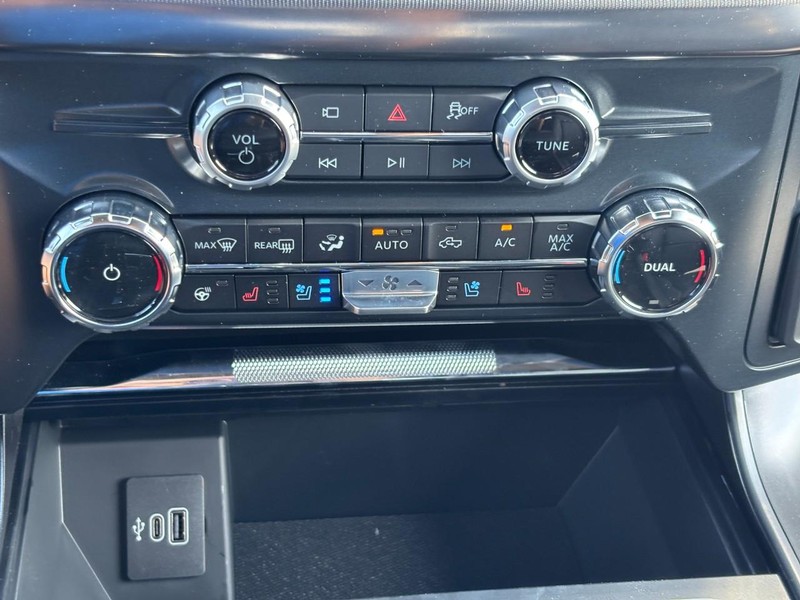 Ford F-150 Vehicle Image 24